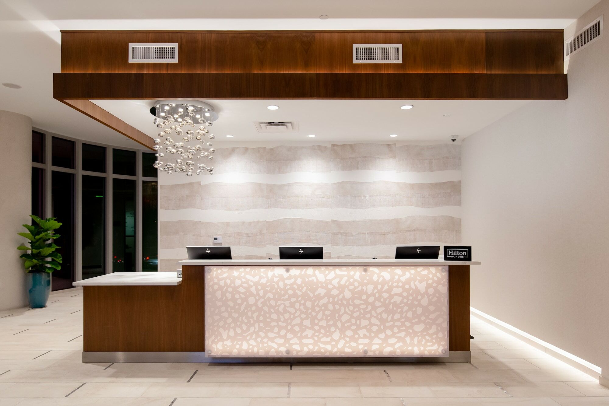 Embassy Suites By Hilton Sarasota Exterior photo